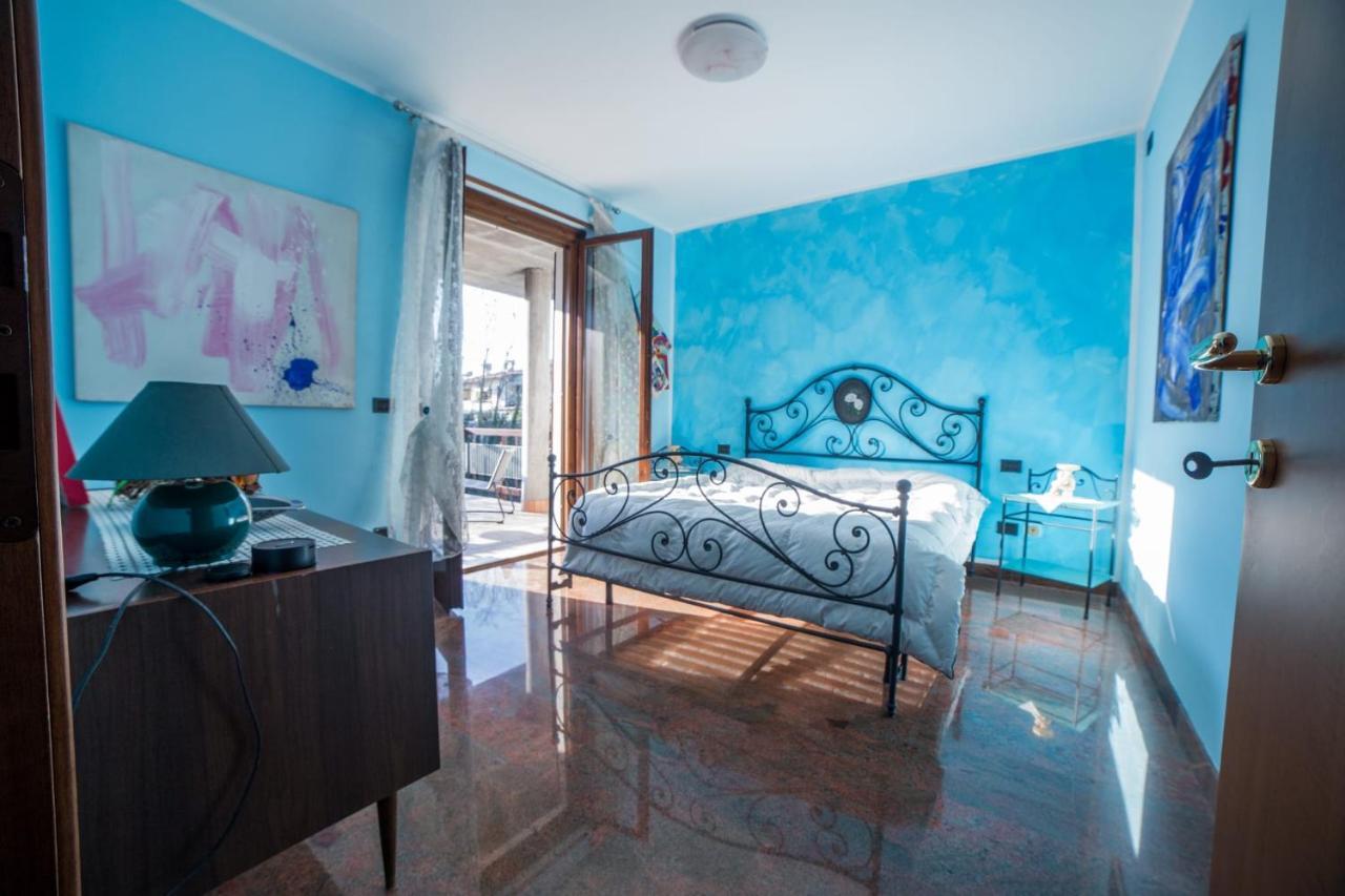 Villa Ivana Desenzano del Garda Buitenkant foto